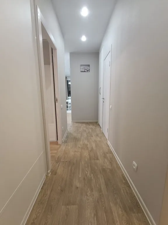 Видовая евротрешка у Мамаева Кургана в центре