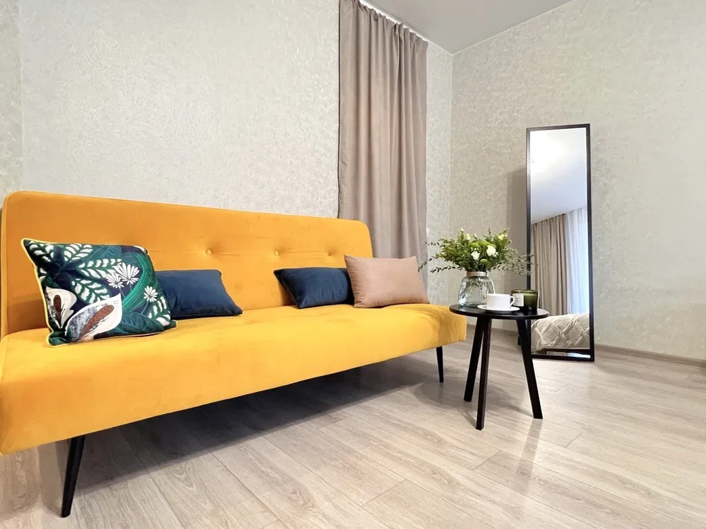 Квартира Квартира Sunny house 2шка студия с качелями на панорамной лоджии — Новосибирск