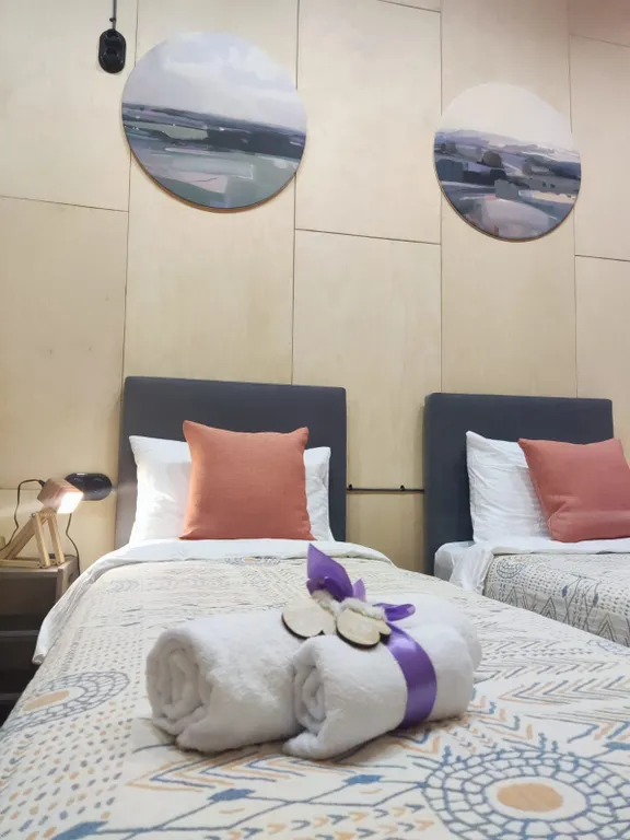 Барнхаус с панорамными окнами Хаус Гринвуд