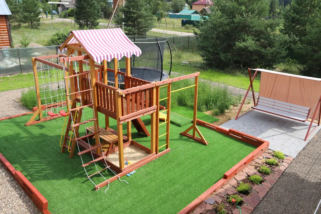 Уютный домик на краю деревни