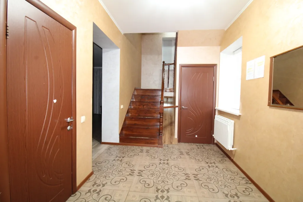 Аренда дома на сутки с бассейном, сауной, бильярдом, барбекю