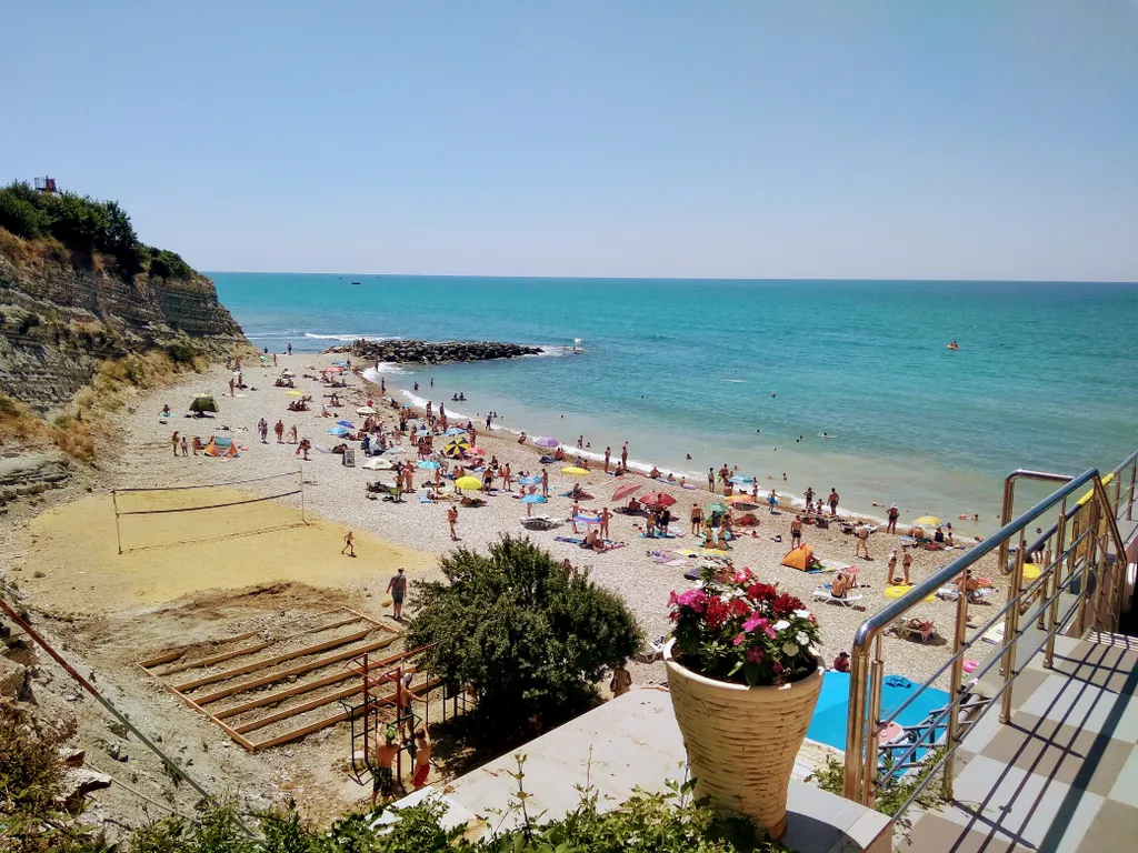 Отличная квартира с видом на море возле Факела