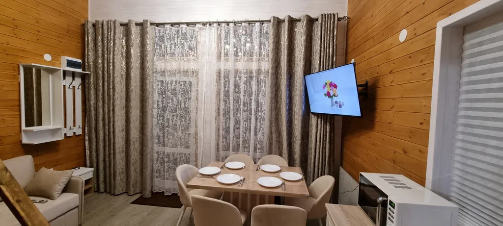 Коттедж Дом с террасой в лесу рядом с речкой — Архыз