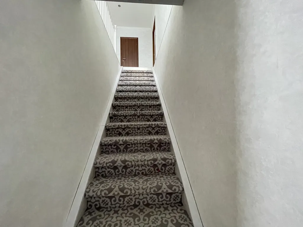 Уютный двухэтажный дом в черте города для отдыха и работы