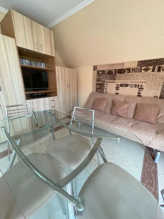 Апартаменты двухуровневые с балконом - 5 мест