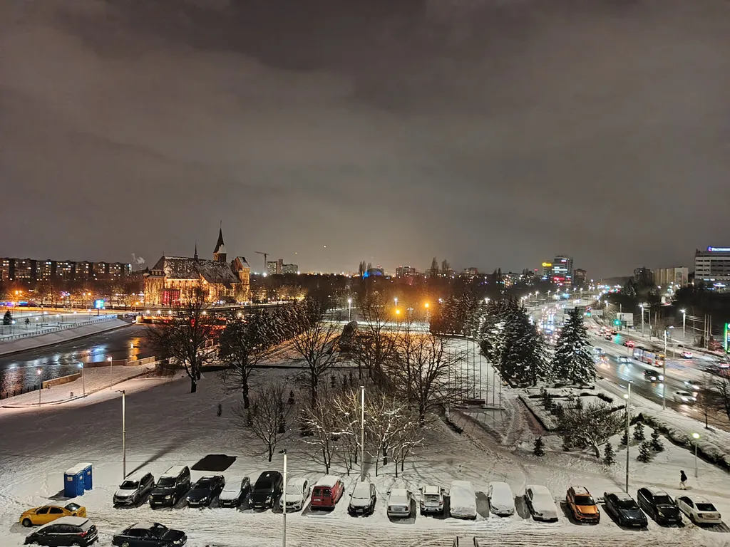 Квартира в центре города с видом на Кафедральный Собор — аренда посуточно в Калининград