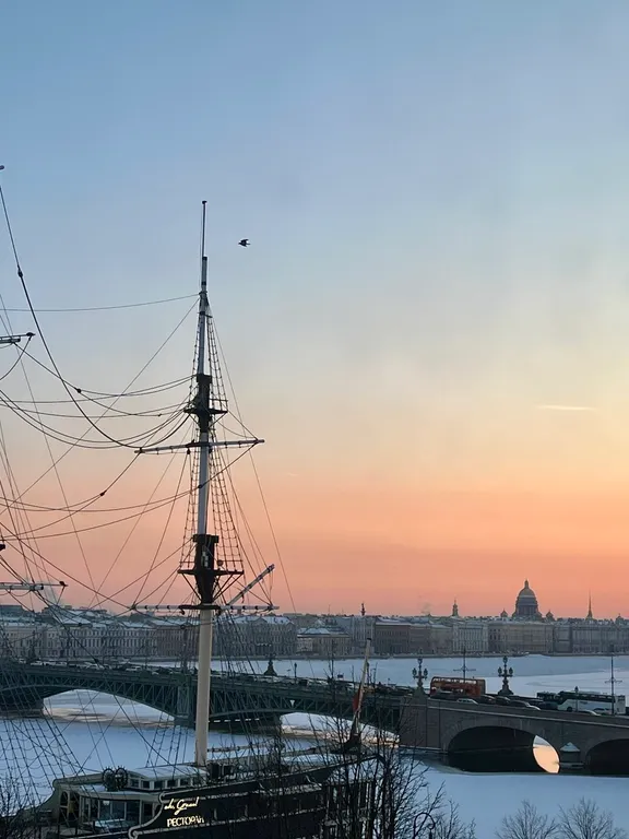 Квартира Видовая квартира на Петровской набережной — Санкт-Петербург