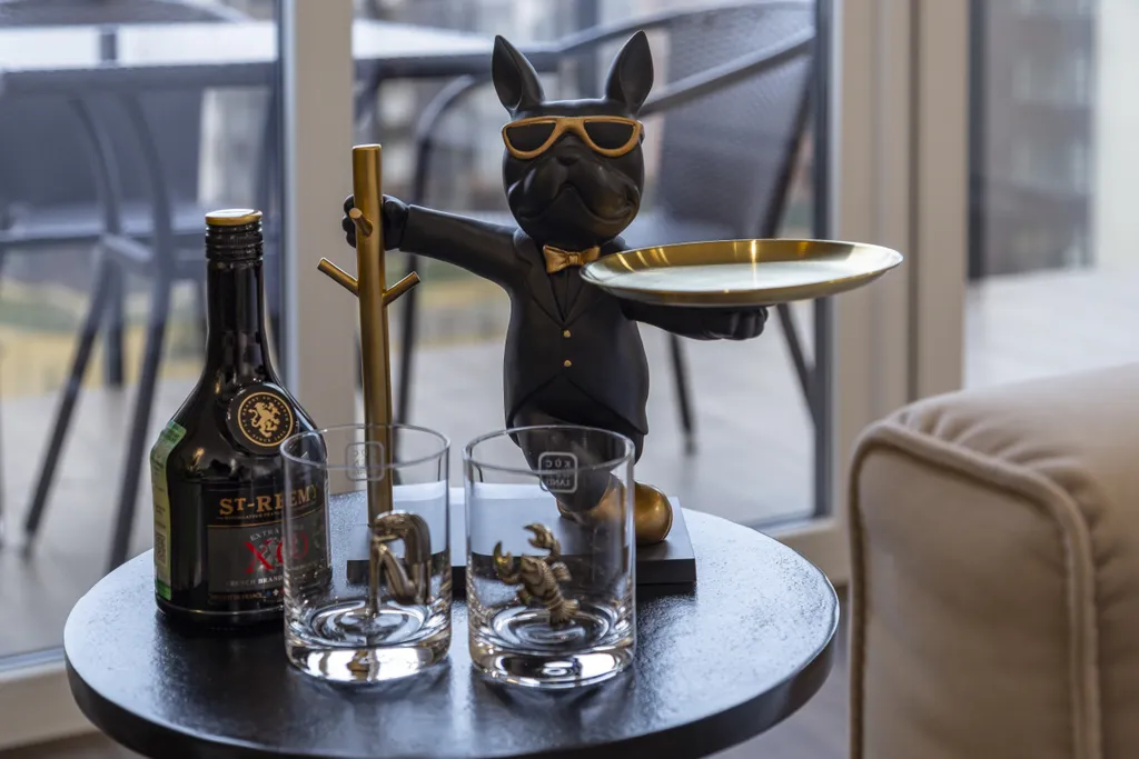 Дизайнерские апартаменты Атмосфера с уютным балконом