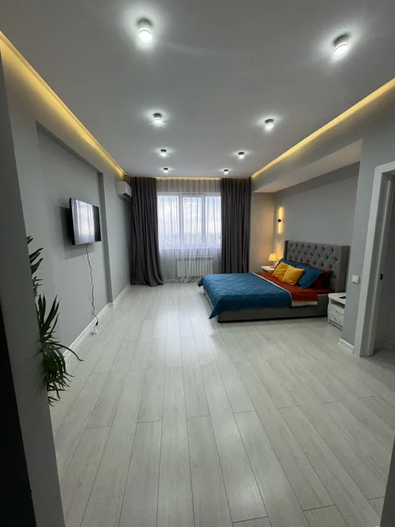 Просторная 2-комнатная квартира в элитном районе Алматы