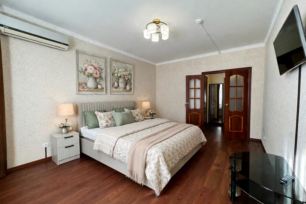 Новая уютная квартира в развитом районе города — аренда посуточно в Оренбург