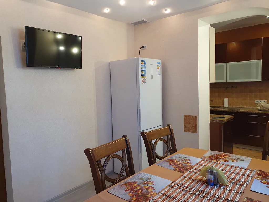 Двухуровневая 5-комнатная квартира в центре Амалиенау с зоной барбекю