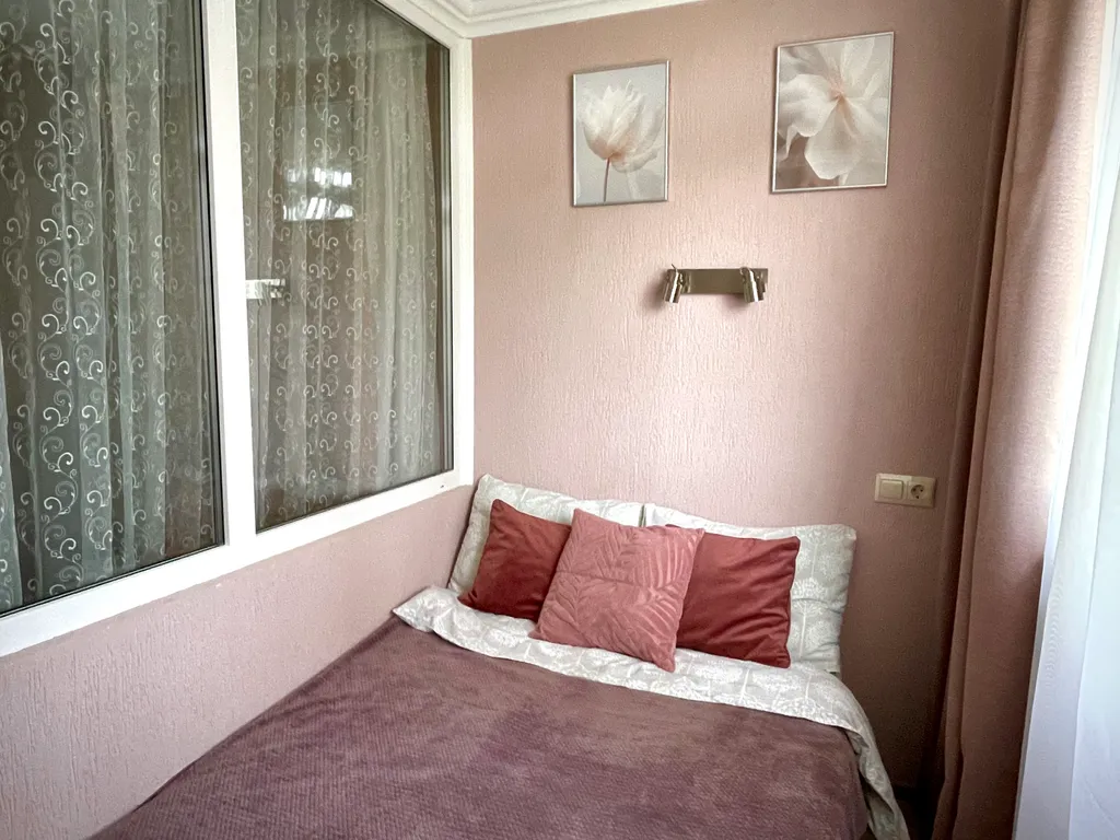 Квартира Уютная квартира рядом с жд вокзалом Адлера — Адлер