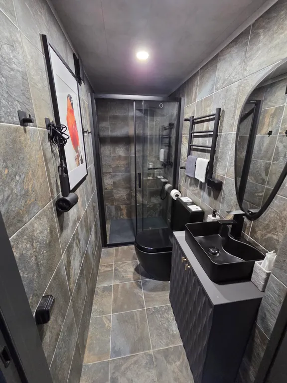 Новая сфера для глэмпинга Бёрд&Self vibe с дизайнерским интерьером