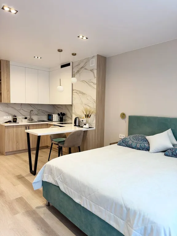 Видовая Апартаменты с подогреваемым бассейном в  в ЖК Лучистое