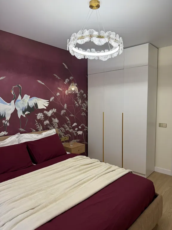 Двухкомнатная квартира в новом доме с дизайнерским ремонтом