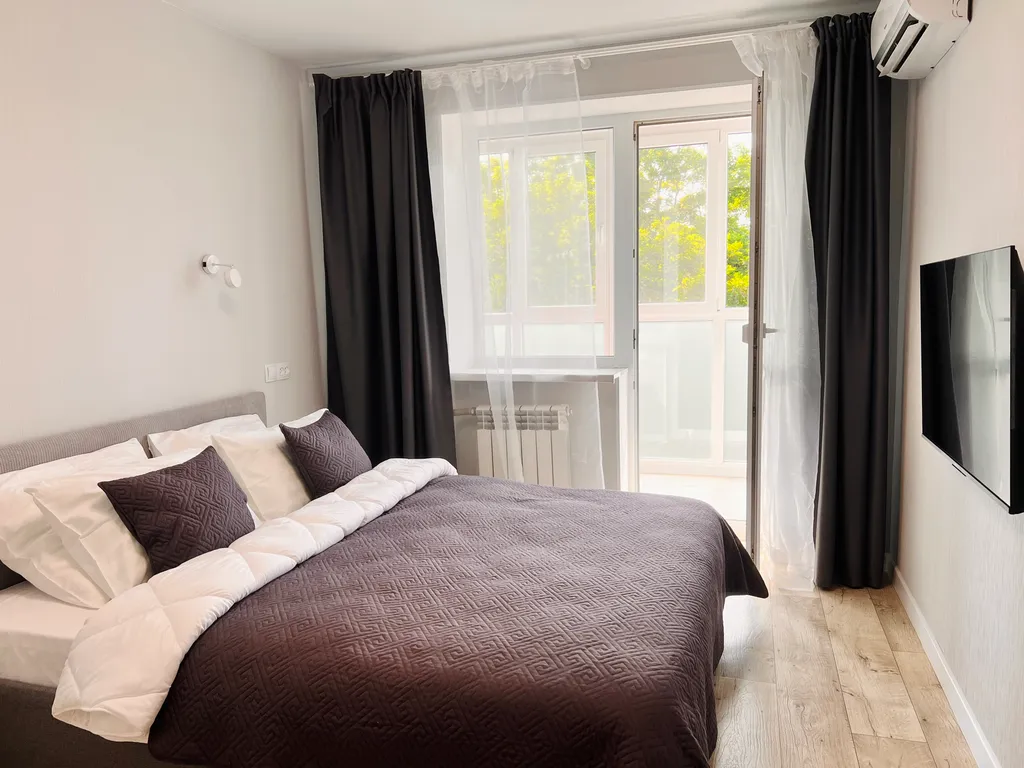 Квартира у моря с раздельными комнатами — аренда посуточно в Керчь