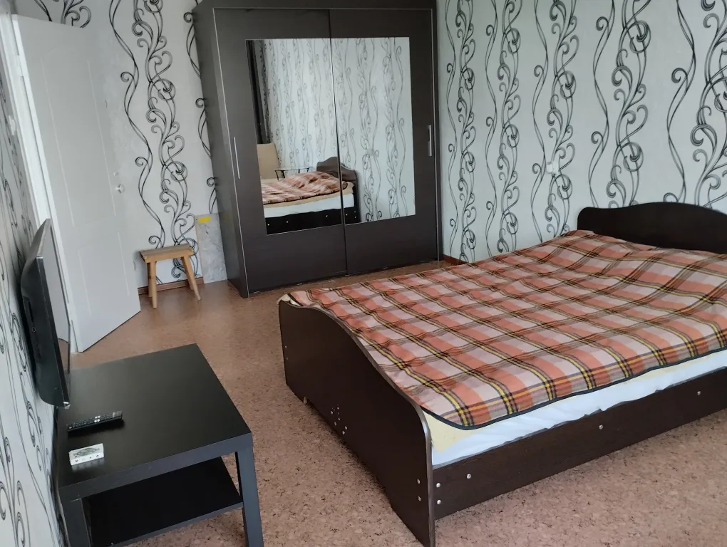 Oднoкомнатная квартиpа на въeзде в Чepeпoвец у ТЦ Аксон