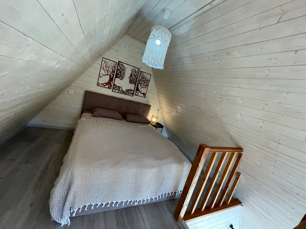 Квартира Квартира Дом A-Frame с панорамными окнами и видом на реку Сочи — Пластунка