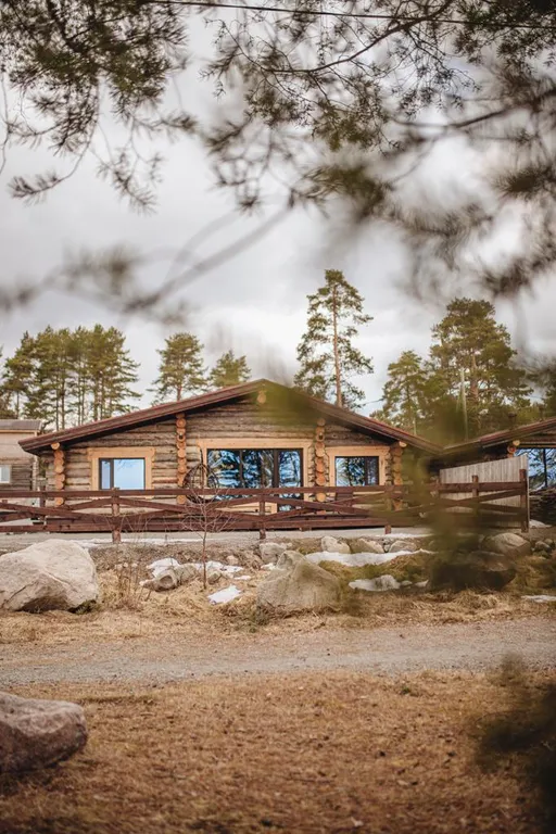 Коттедж Лахти с видом на озеро