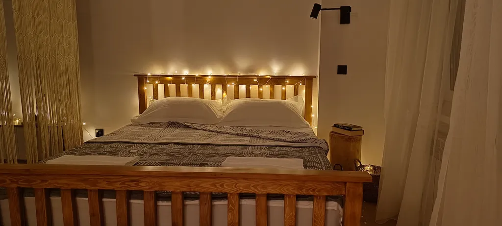 Студия с видом на горы в самом центре