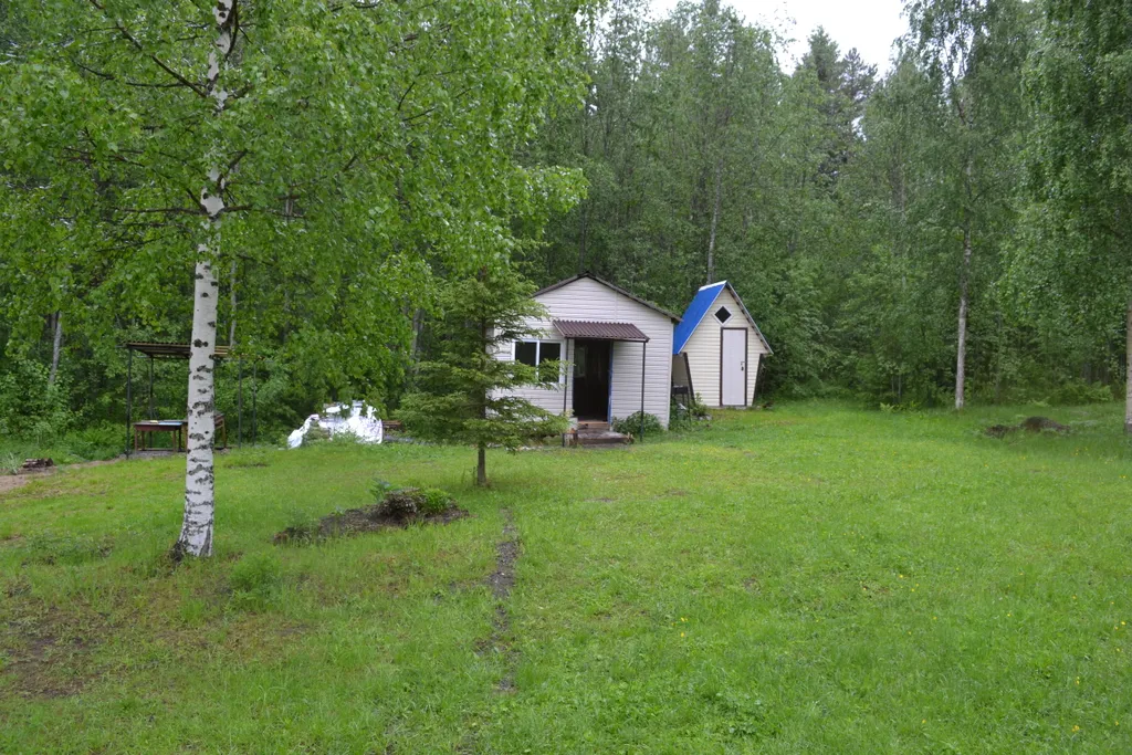 Дом-баня на берегу озера Уросозеро