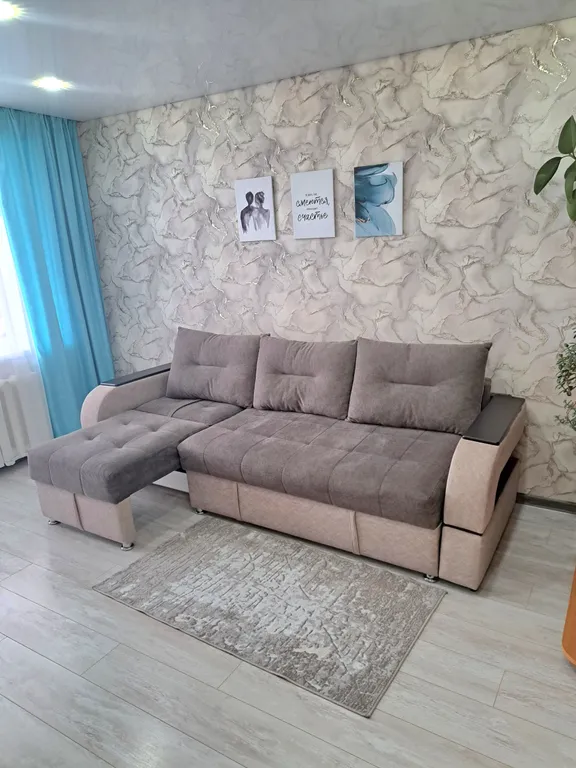 Чистая, ухоженная квартира в центре города с видом на Китай