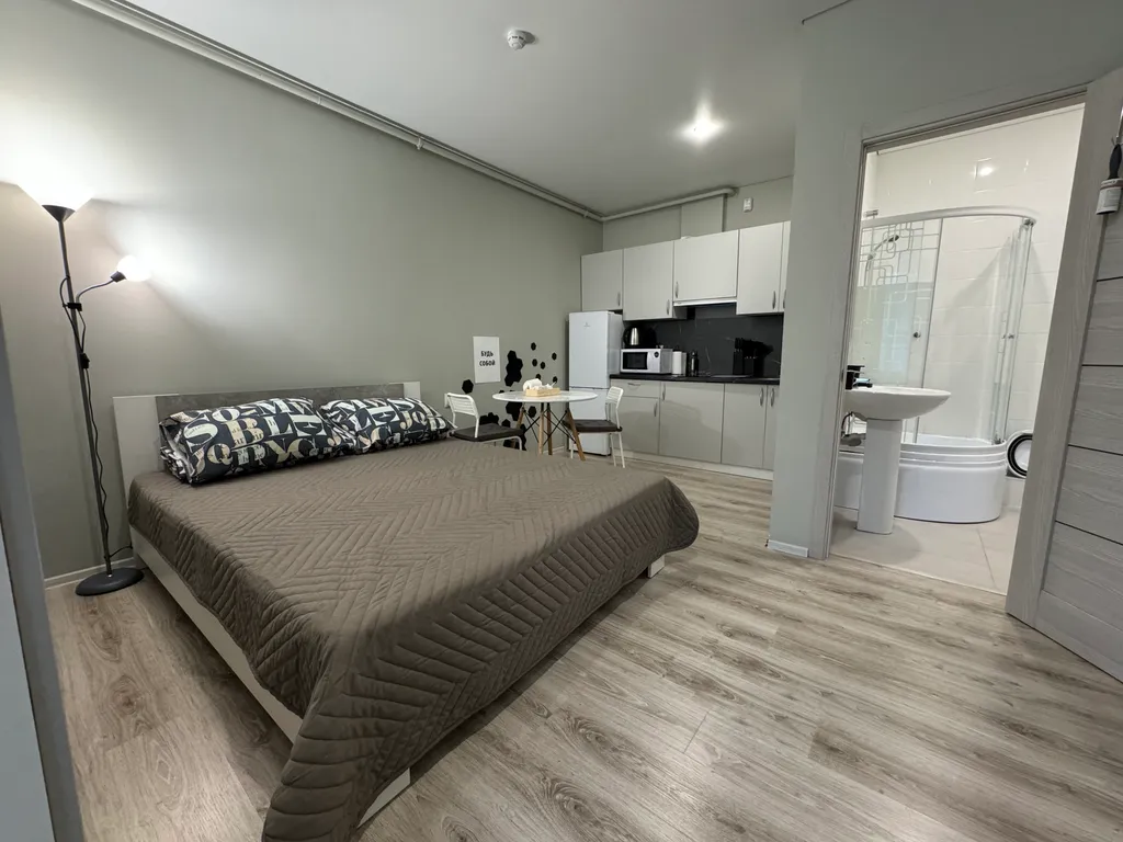 Маленькая дружелюбная студия Лайт