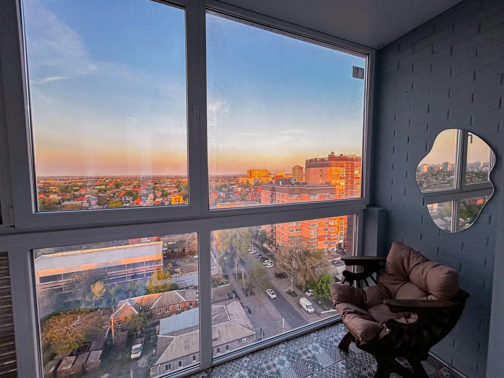 Квартира в центре с дизайнерским ремонтом с видом на город