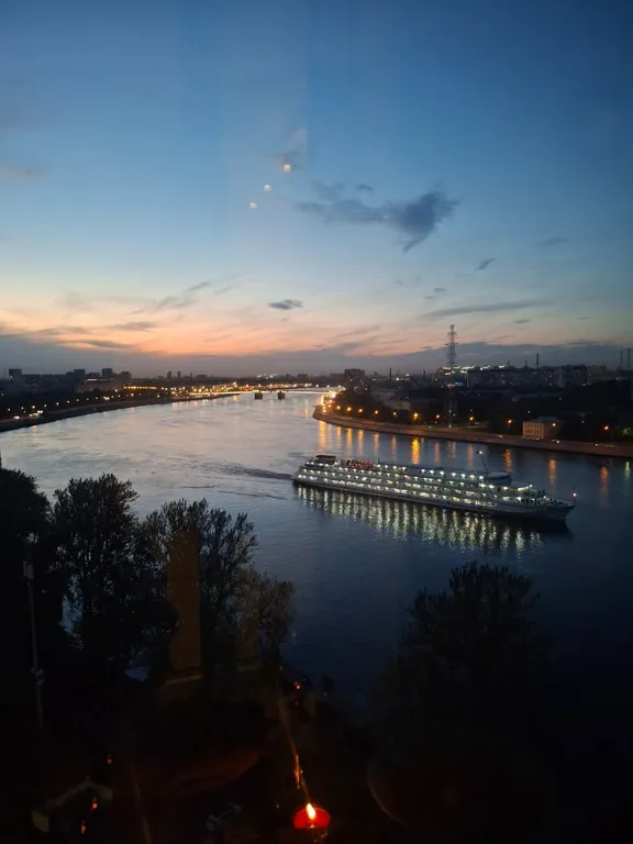 Квартира Квартира с видом на Неву — Санкт-Петербург
