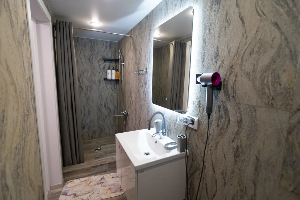 Уютный домик на берегу Ладожского озера с сауной и баней