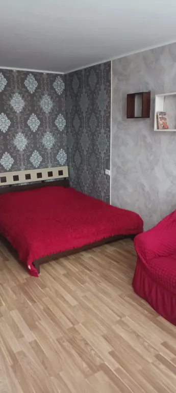 Квартира в районе Ледовой арены — аренда посуточно в Орша