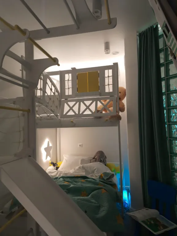 Солнечная квартира на самом берегу моря