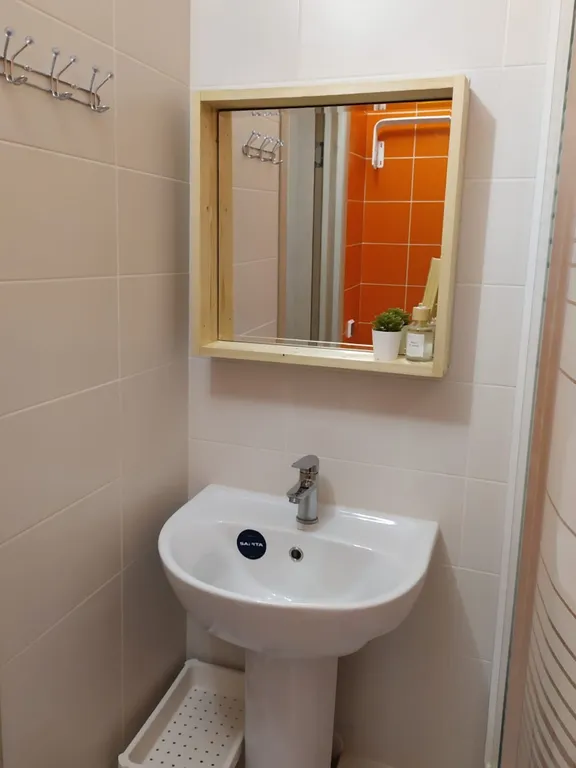 Новая студия с дизайнерским ремонтом в стиле скандинавский лофт