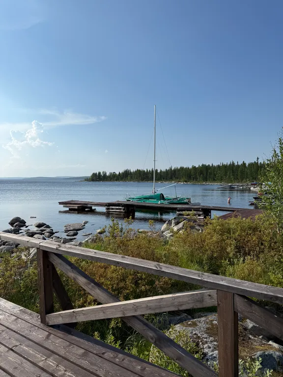 Дом на берегу