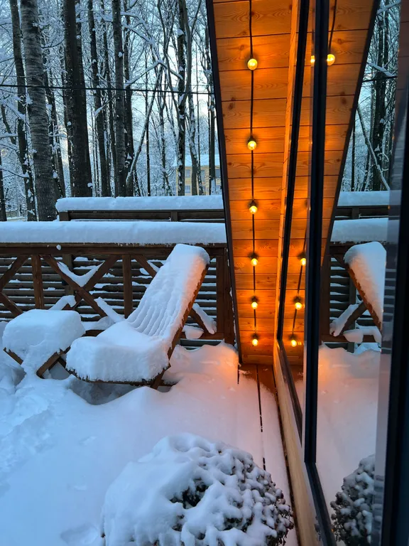 Коттедж а-фрейм атмосфера