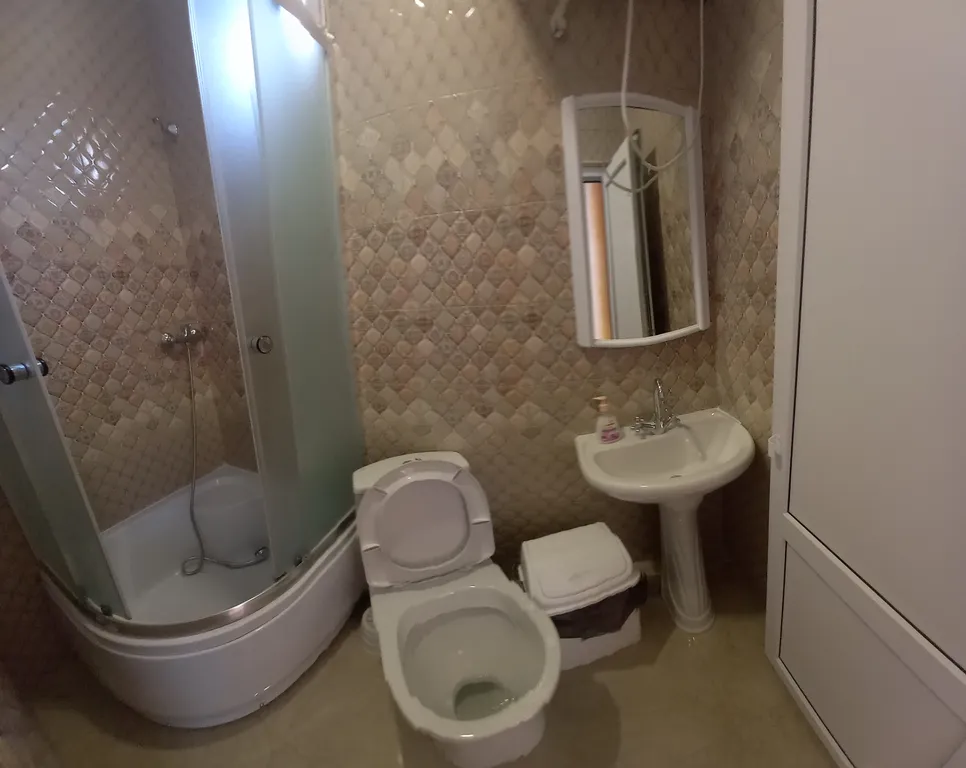 Квартира Квартира Двухкомнатный стандарт в частном доме — Анапа