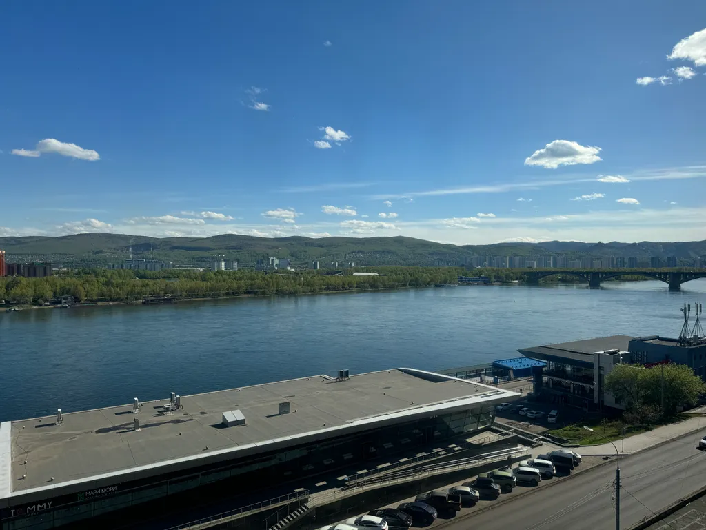 Уютная квартира с шикарным панорамным видом на Енисей