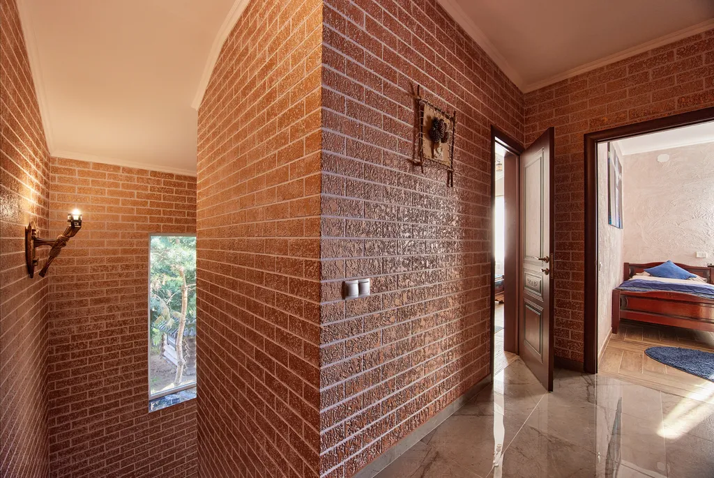 Дом на берегу озера