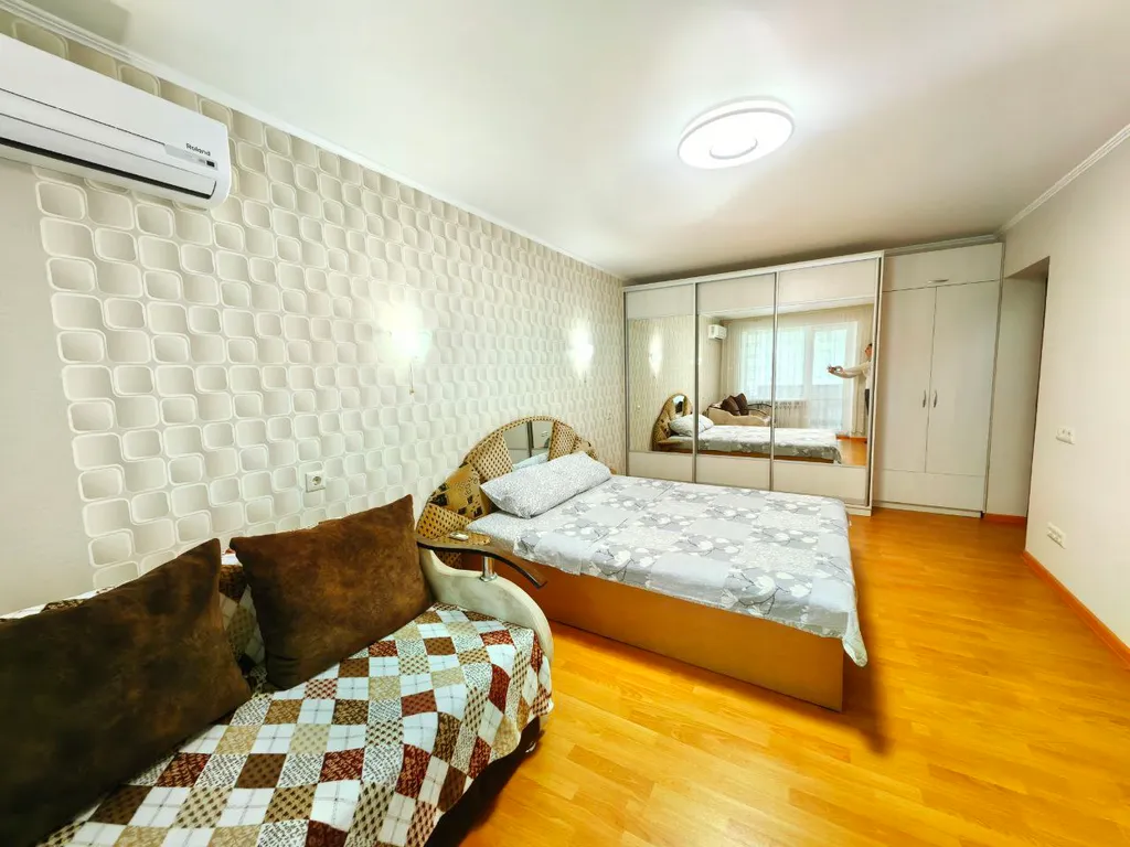 Уютная квартира в спальном районе — аренда посуточно в Алушта