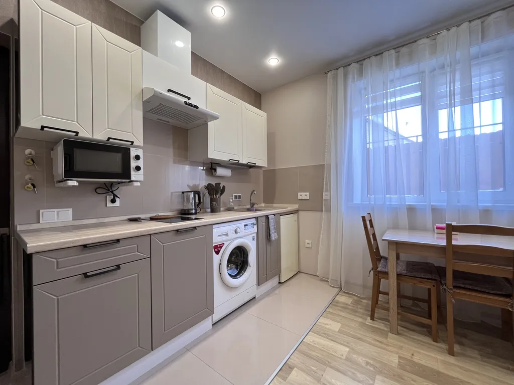 2-комнатная Евродушка на Зеленой