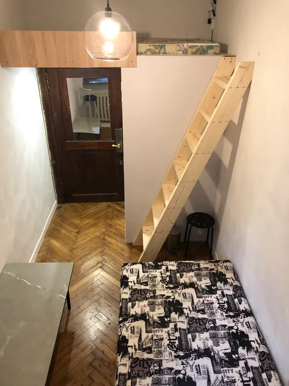 Квартира Двухуровневая комната  в знаменитом Доме Бажанова — Санкт-Петербург