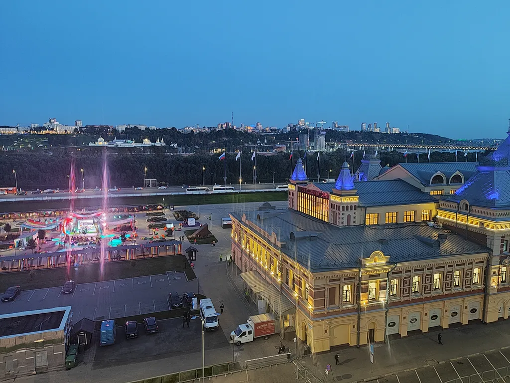 Квартира Апартаменты "ОгниНН" с потрясающими видами у Нижегородской Ярмарки — Нижний Новгород