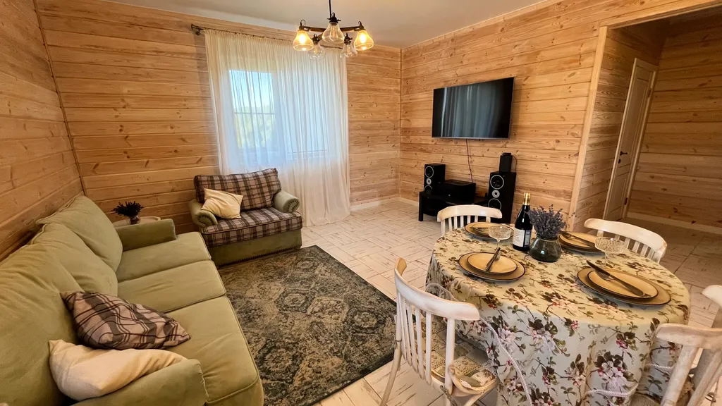 Уютная дача с видом на горы