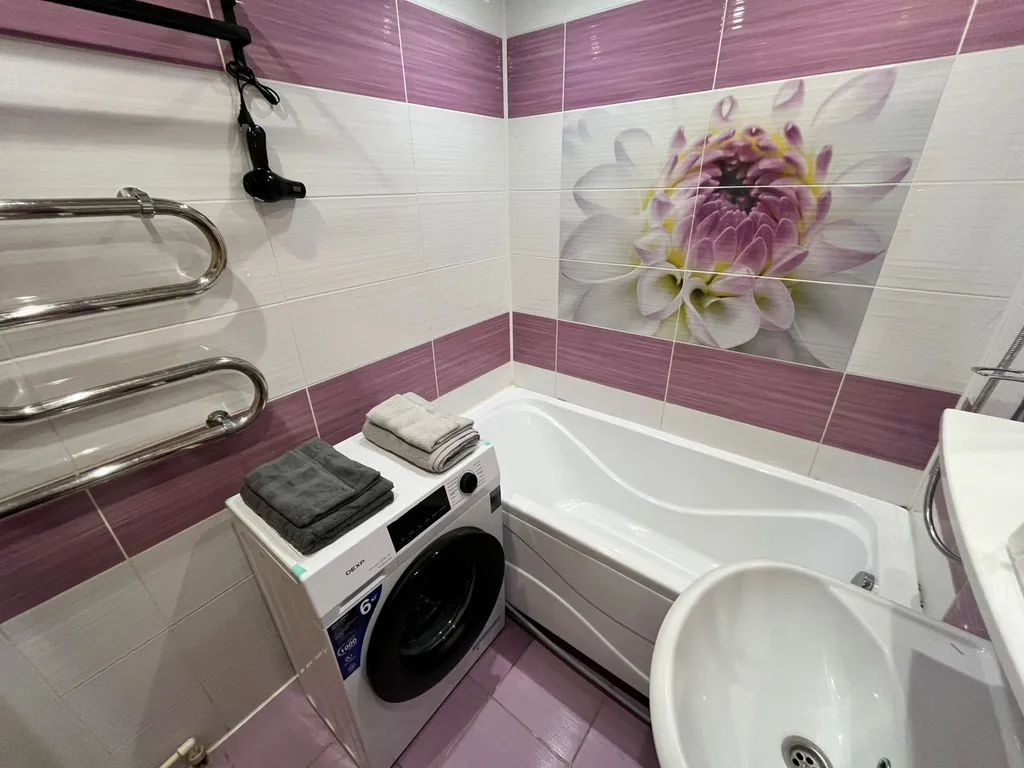 Квартира в 1 минуте ходьбы от нижнекамских терм с новой мебелью