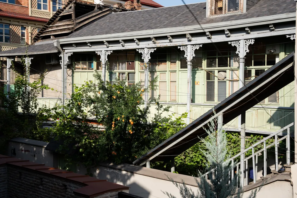 Guli of Tbilisi, Дуплекс с видом на реку в историческом центре города