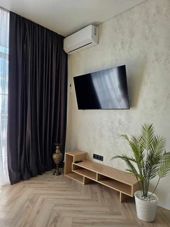 Новая, уютная квартира с красивым видом на горы и город