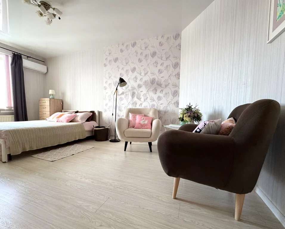 Уютная квартира на 23 этаже