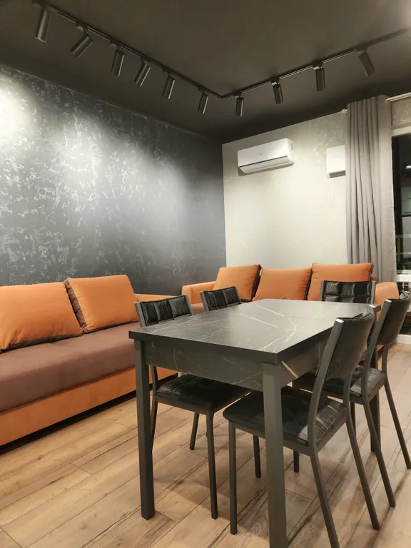 3-комнатная Ламба у озера в центре