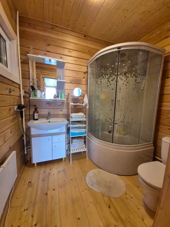 Семейный дом на берегу реки Волга с шикарными видом и пляжем