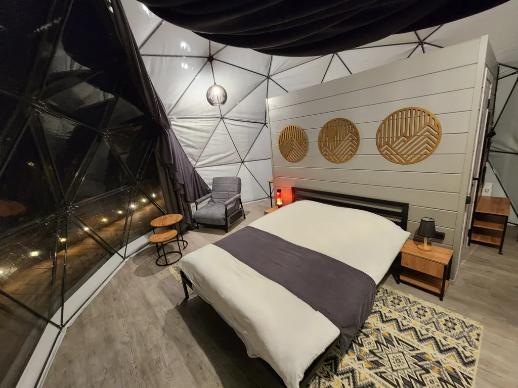 Теплая сфера геокупол на горе - глэмпинг 11 Гор Алтая (Белокуриха)